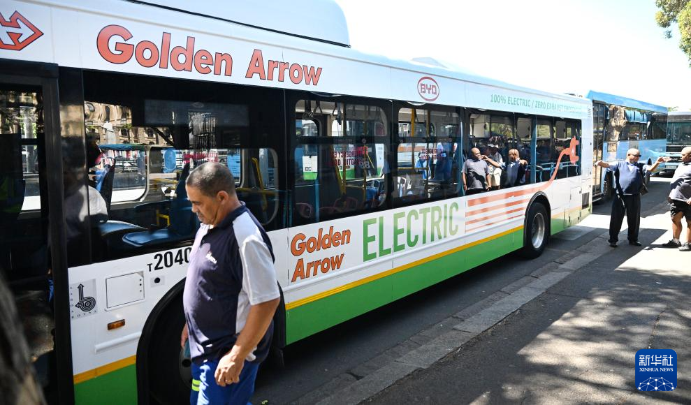 南非：开普敦街头的中国新能源公交车