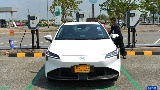 共话中国经济新机遇｜通讯：中国电动出租车助力泰国打造绿色机场