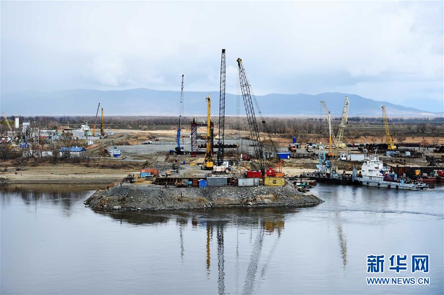 同江中俄铁路大桥建设稳步推进