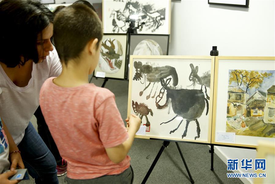 “中欧青少年儿童画展”在布鲁塞尔举行