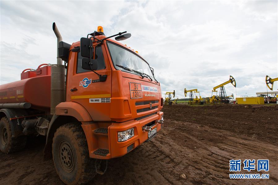 中俄最大合资在产油田项目为中俄能源合作树立典范