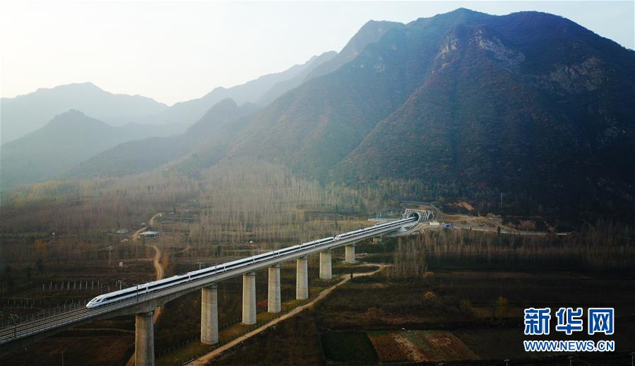 西安至成都高速铁路全线开通