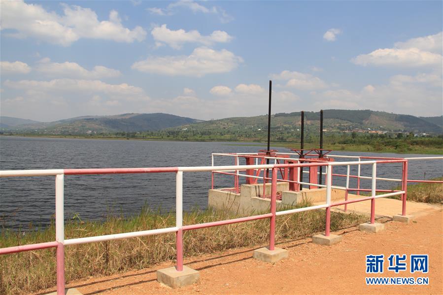 中国企业助力卢旺达农田水利建设
