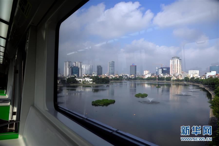 中企承建越南河内首条城铁开始试运行