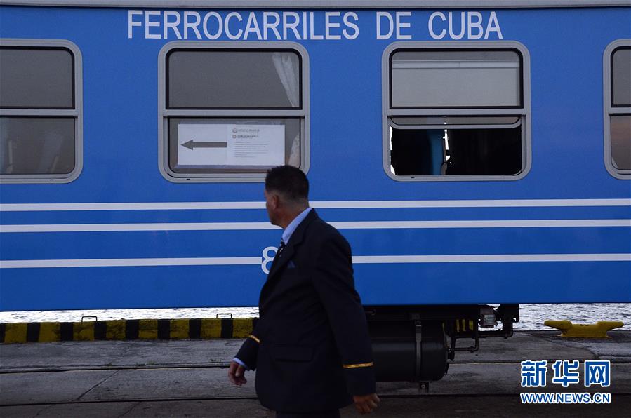 中国车辆助力古巴铁路客运
