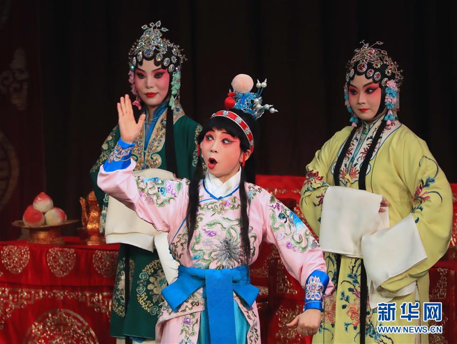 白俄罗斯举办“中国文化日”开幕式