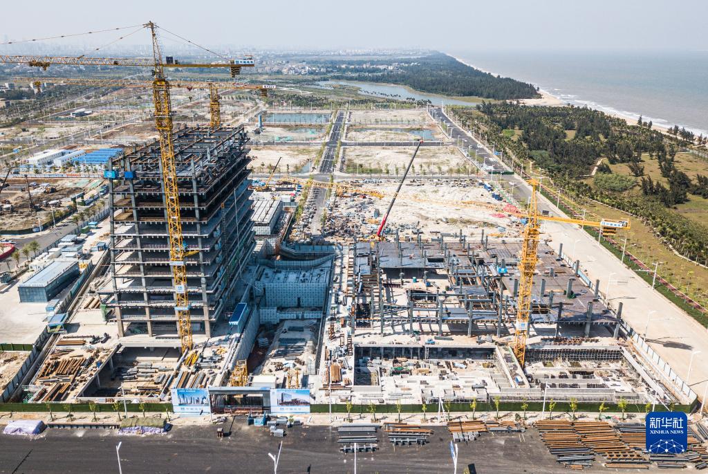 海口：自贸港重点园区项目建设有序推进